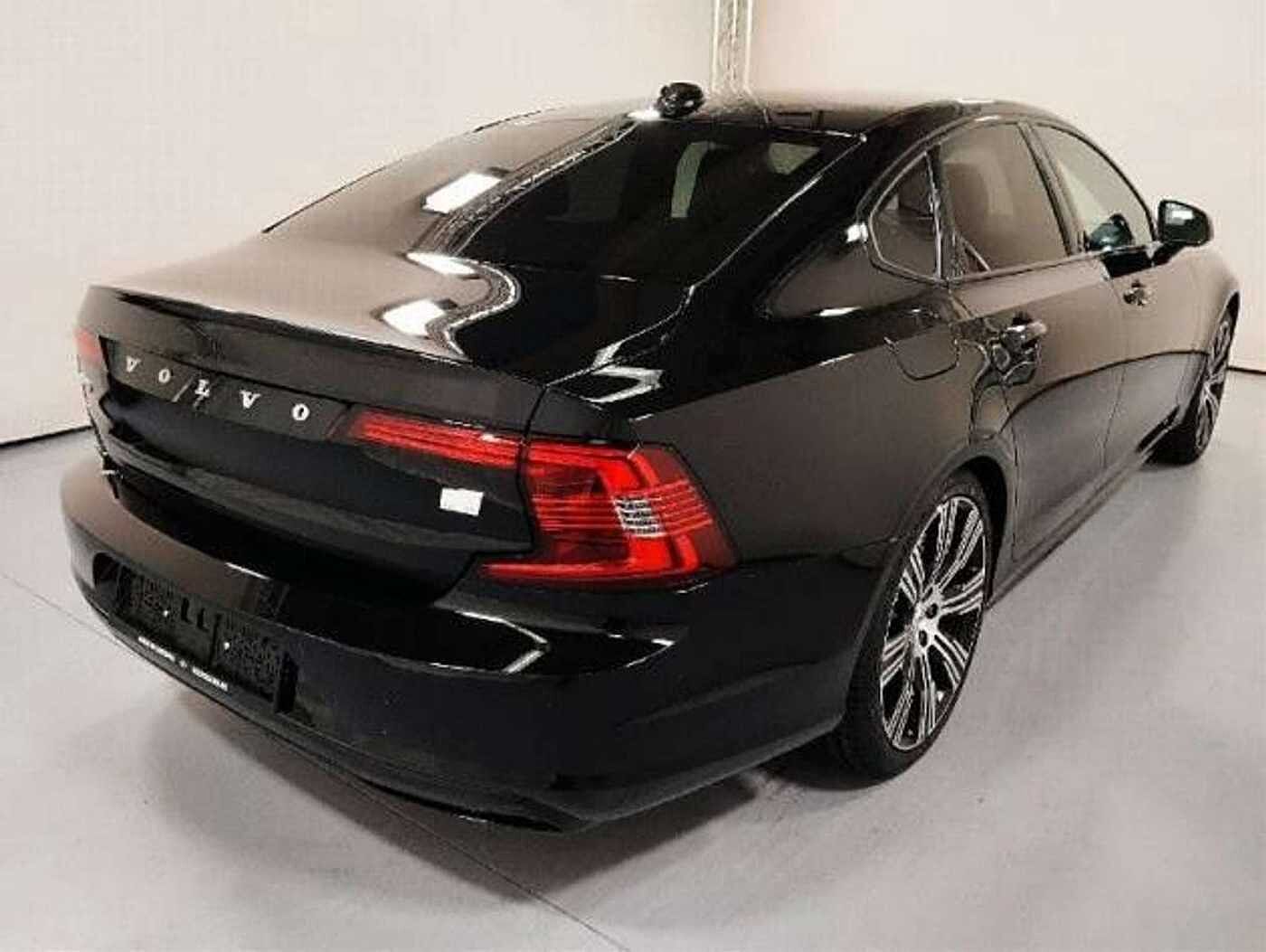 Volvo  T8 Plus Dark Plug-In Hybrid AWD*UPE 90.060.-