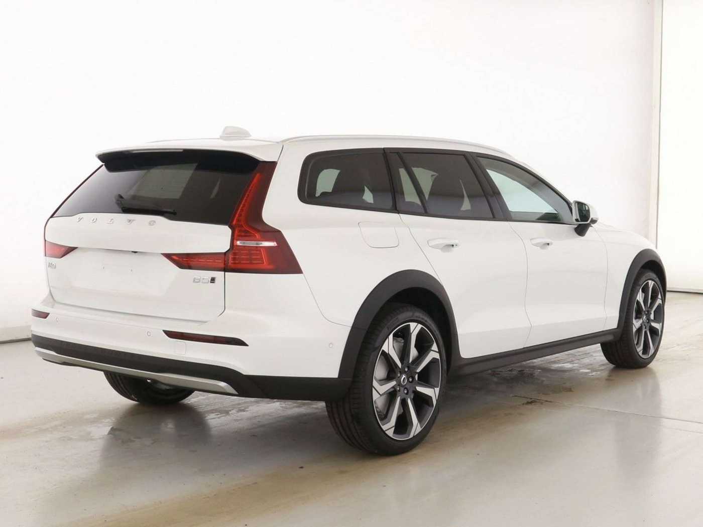 Volvo  Cross Country Ultimate AWD*UPE 79.650.- Euro