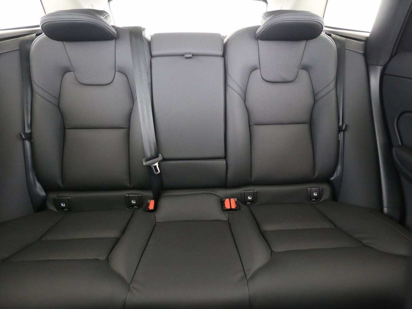 Volvo  T8 Ultimate Dark Recharge PlugIn Hybrid AWD