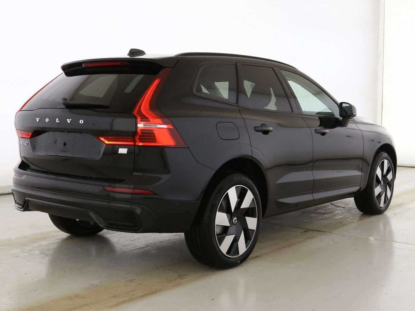 Volvo  T8 Ultimate Dark Recharge PlugIn Hybrid AWD