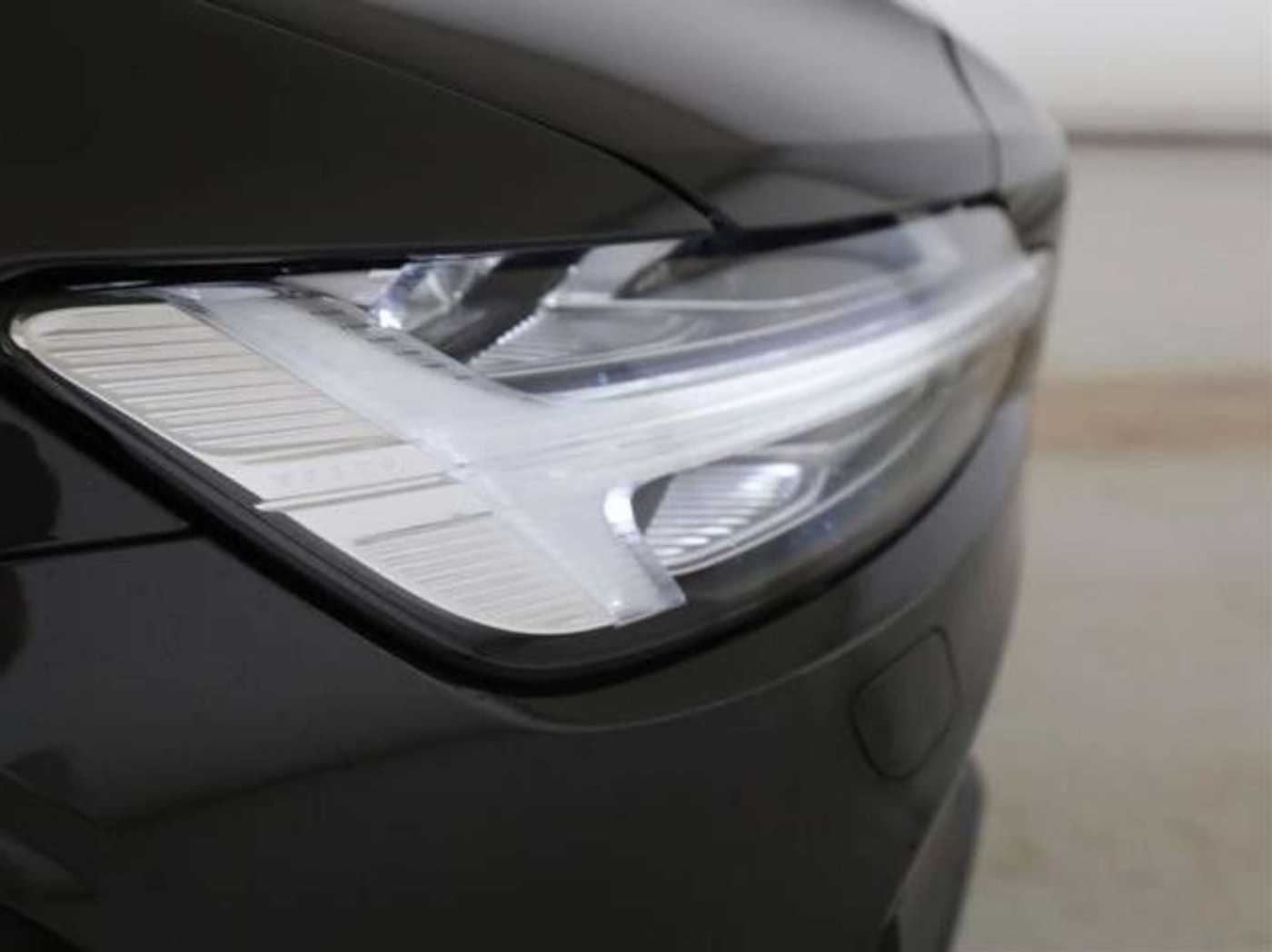 Volvo  Plus Dark*SD*AHK*BLIS*ACC*VOLL-LED*0,99% eff