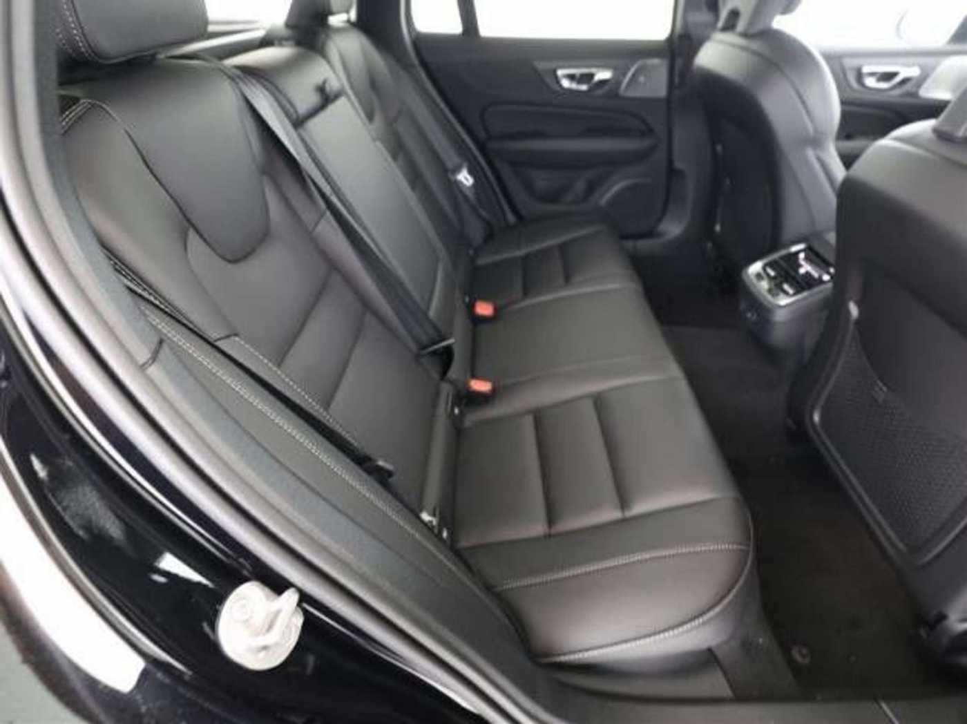 Volvo  Ultra Dark*360*BOWERS&WILINS*HUD*AHK*