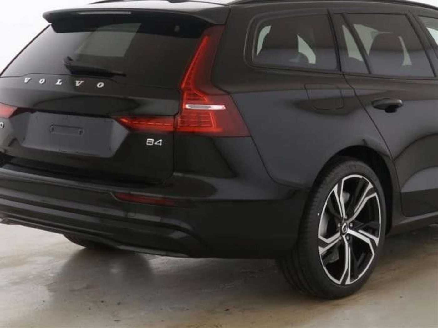Volvo  Ultra Dark*360*BOWERS&WILINS*HUD*AHK*