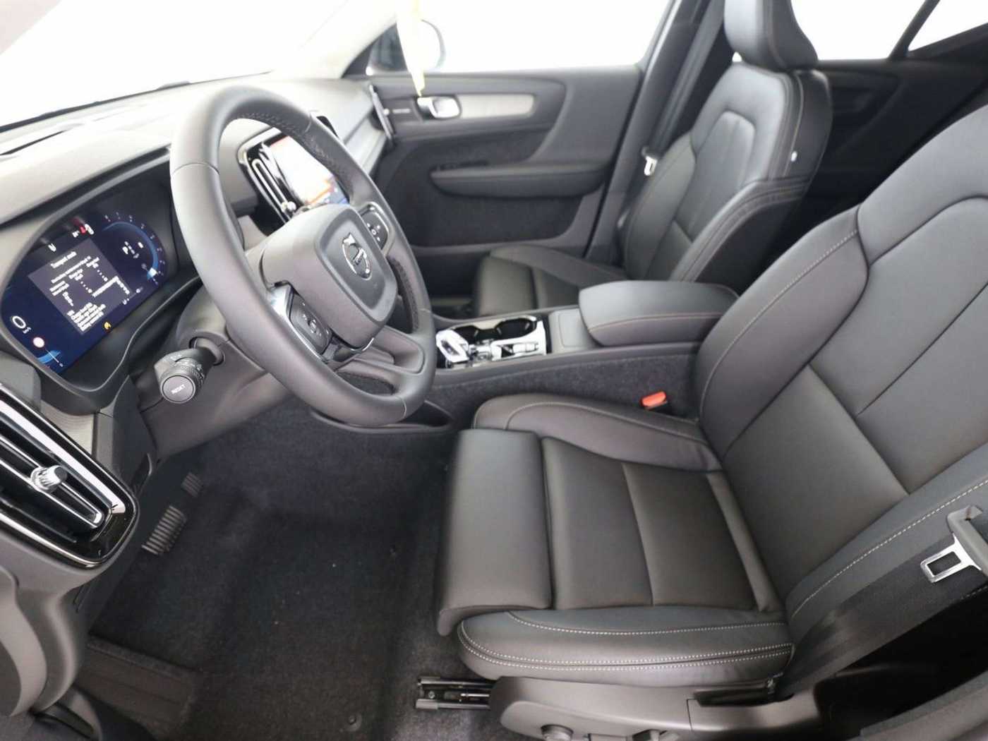 Volvo  Ultra Dark*LEDER*ACC*BLIS*PIXEL LED*ALARM