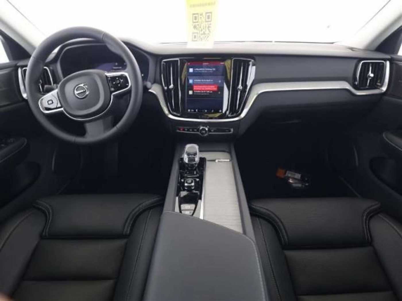 Volvo  Plus Dark*PANOSD*STH*360°