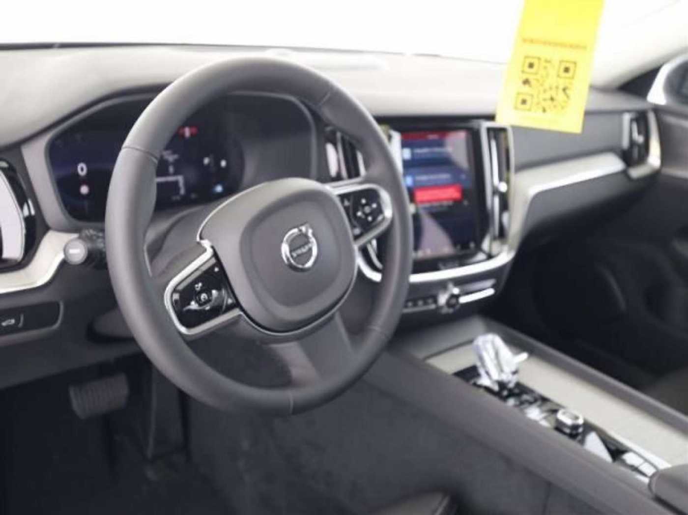 Volvo  Plus Dark*PANOSD*STH*360°
