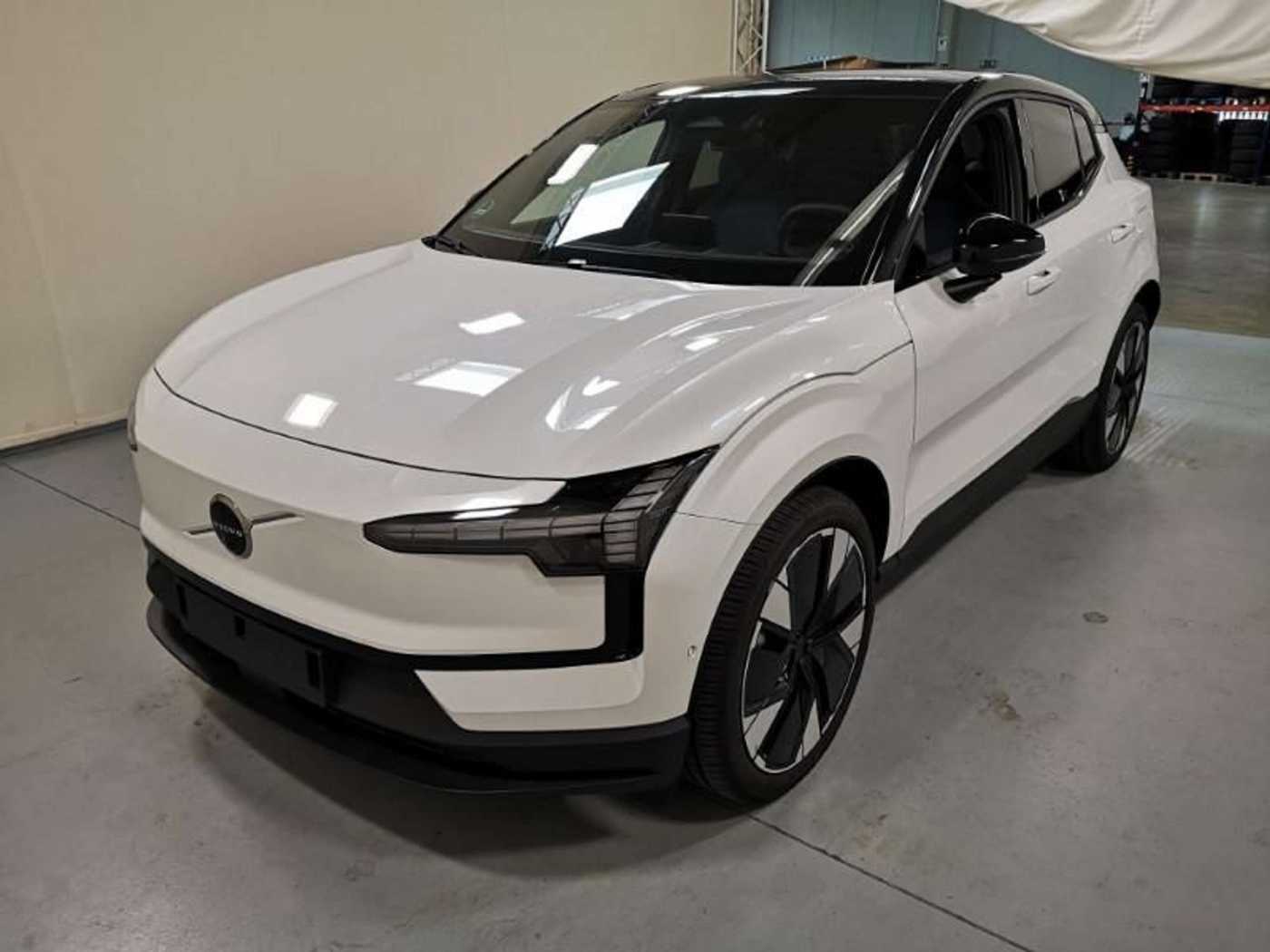 Volvo  Ultra Twin AWD Performance Pure Electric