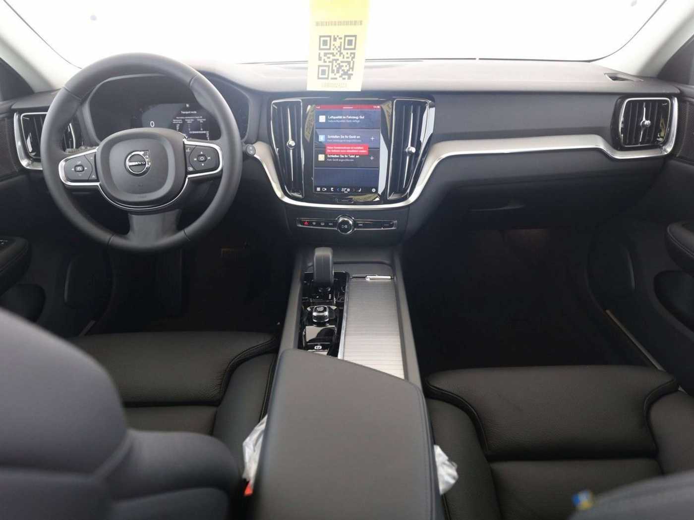 Volvo  B4 Core*ABSTANDSTEMPOMAT*BLIS*VOLL-LED*KAM