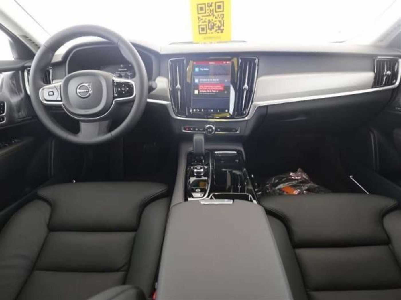 Volvo  Ultimate Bright Plug-In Hybrid*BOWERS*360