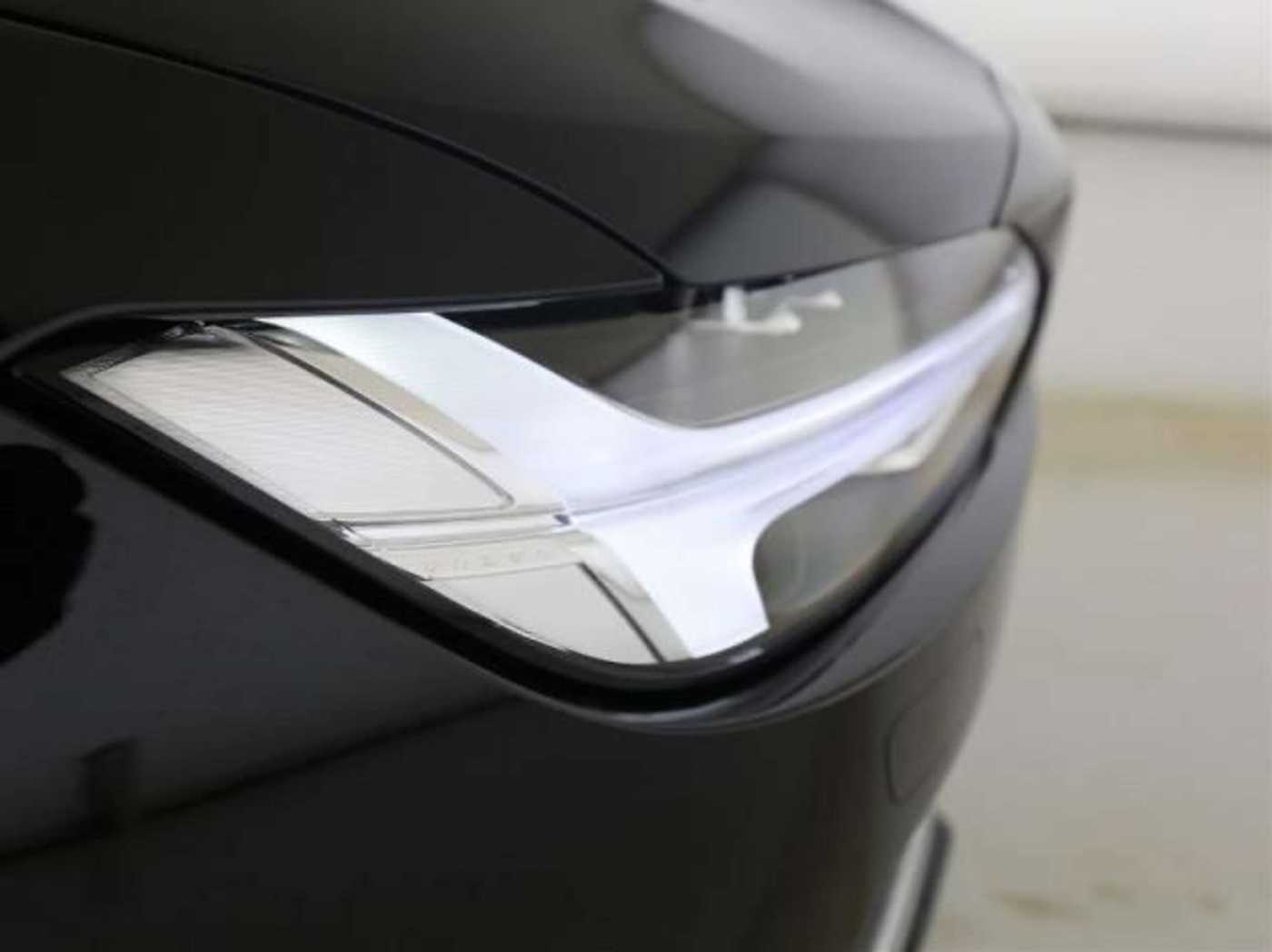 Volvo  Ultimate Bright Plug-In Hybrid*BOWERS*360