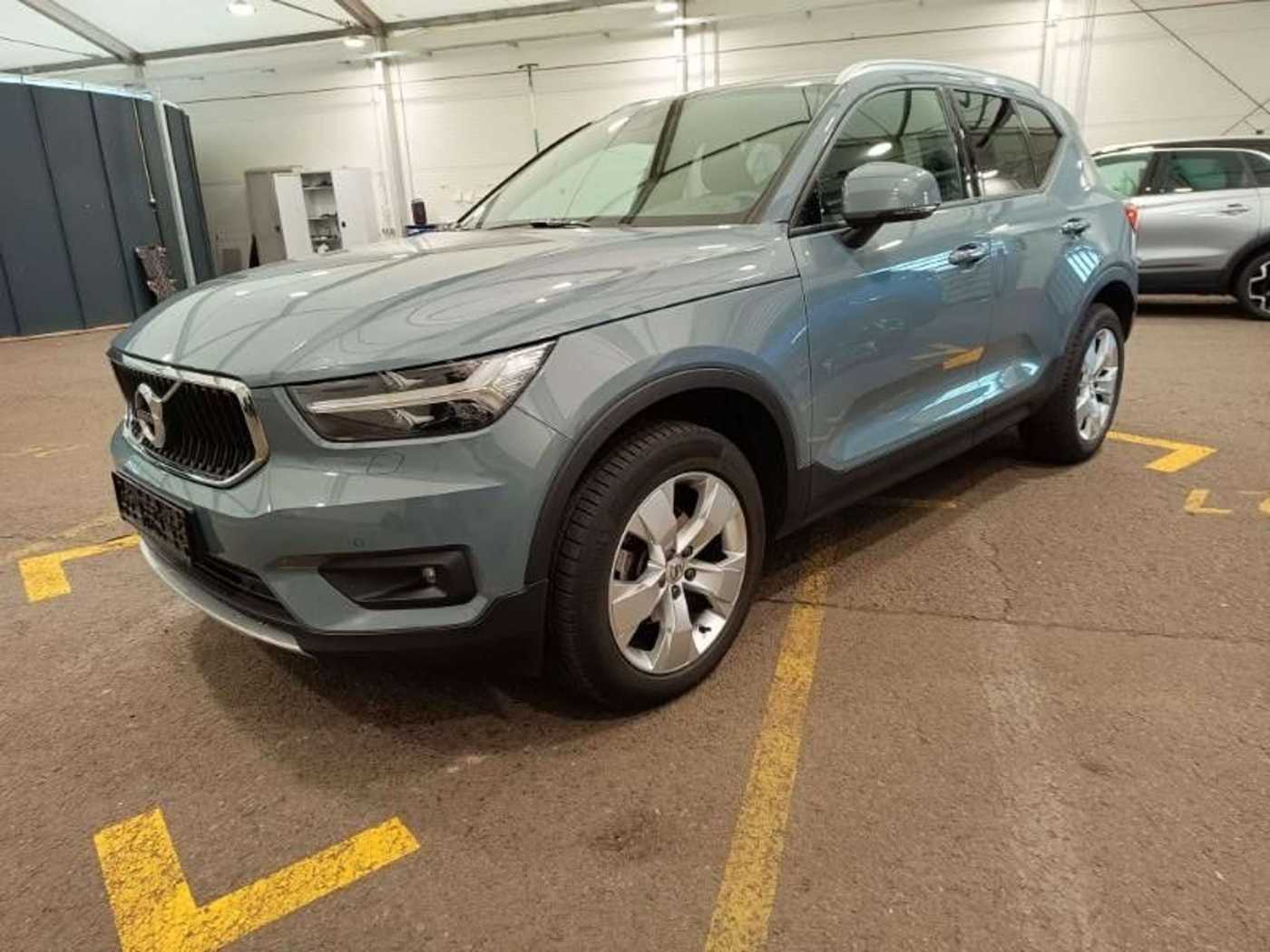 Volvo  Momentum Pro*ACC*BLIS*KAM*ALLWETTER*MATRIX