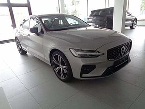 Volvo  Plus Dark*LEDER BEIGE! *ACC*SD*360°*H&K*PIXEL