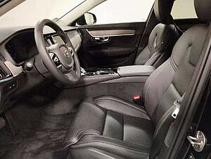 Volvo  T8 Plus Dark Plug-In Hybrid AWD*UPE 90.060.-