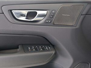 Volvo  T8 Ultimate Dark Recharge PlugIn Hybrid AWD