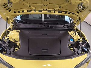 Volvo  Ultra Pure Electric EXTEND RANGE