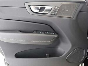 Volvo  Plus Black Edition  Plug-In Hybrid*FOUR-C