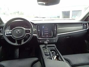 Volvo  Pro AWD