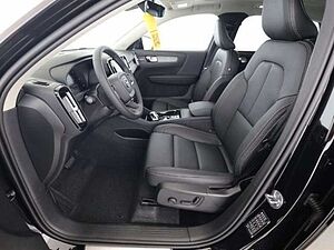 Volvo  B4 Ultra Dark*ACC*BLIS*VOLL-LED**0,99% eff.