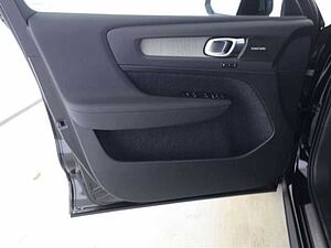 Volvo  B4 Ultra Dark*ACC*BLIS*VOLL-LED**0,99% eff.