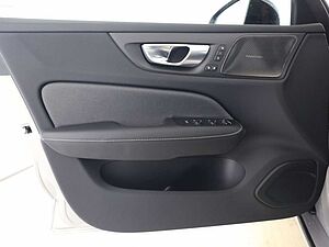 Volvo  B5 Ultimate Dark AWD*SONDERZINS 0,99% eff.