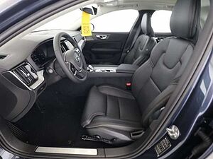 Volvo  Plus Dark*PANOSD*STH*360°