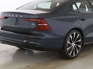 Volvo  Plus Dark*PANOSD*STH*360°