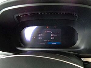 Volvo  B4 Plus Dark*ACC*VOLL-LED*HARMAN KARDON