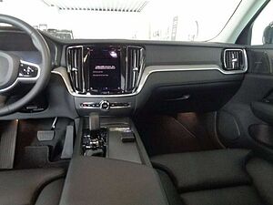 Volvo  B4 Plus Dark*ACC*VOLL-LED*HARMAN KARDON