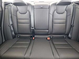 Volvo  Plus Dark*STH*360°*BLIS*ACC*PANOSD*HARMAN*20