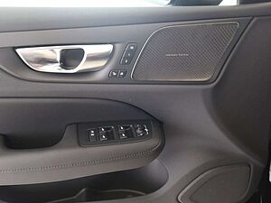 Volvo  Core*VOLL-LED*LEDER*E-SITZ*harman*ACC*BLIS*