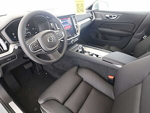 Volvo  B4 Core*ABSTANDSTEMPOMAT*BLIS*VOLL-LED*KAM