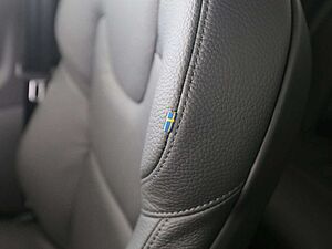 Volvo  B4 Core*ABSTANDSTEMPOMAT*BLIS*VOLL-LED*KAM