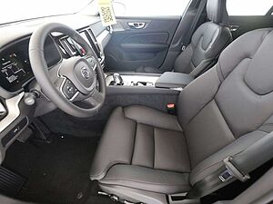 Volvo  B4 Core*ABSTANDSTEMPOMAT*BLIS*VOLL-LED*KAM