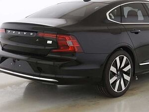 Volvo  Ultimate Bright Plug-In Hybrid*BOWERS*360