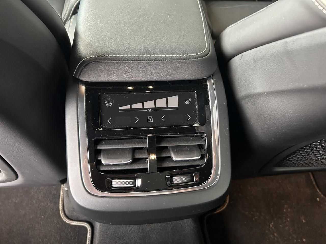 Volvo  R-Design B5 AWD Geartronic Xenium-Paket