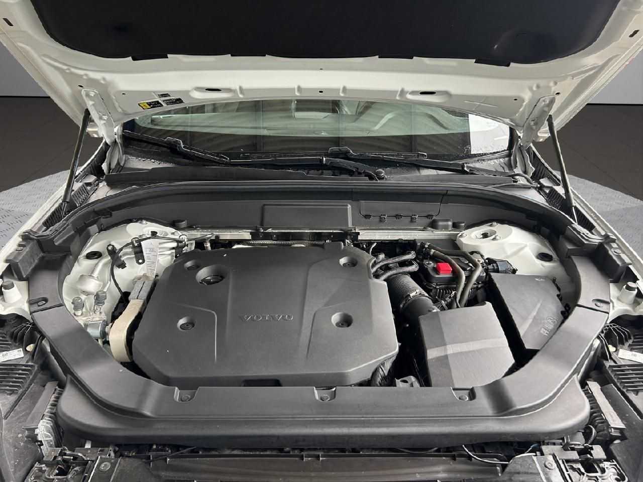Volvo  R-Design B5 AWD Geartronic Xenium-Paket