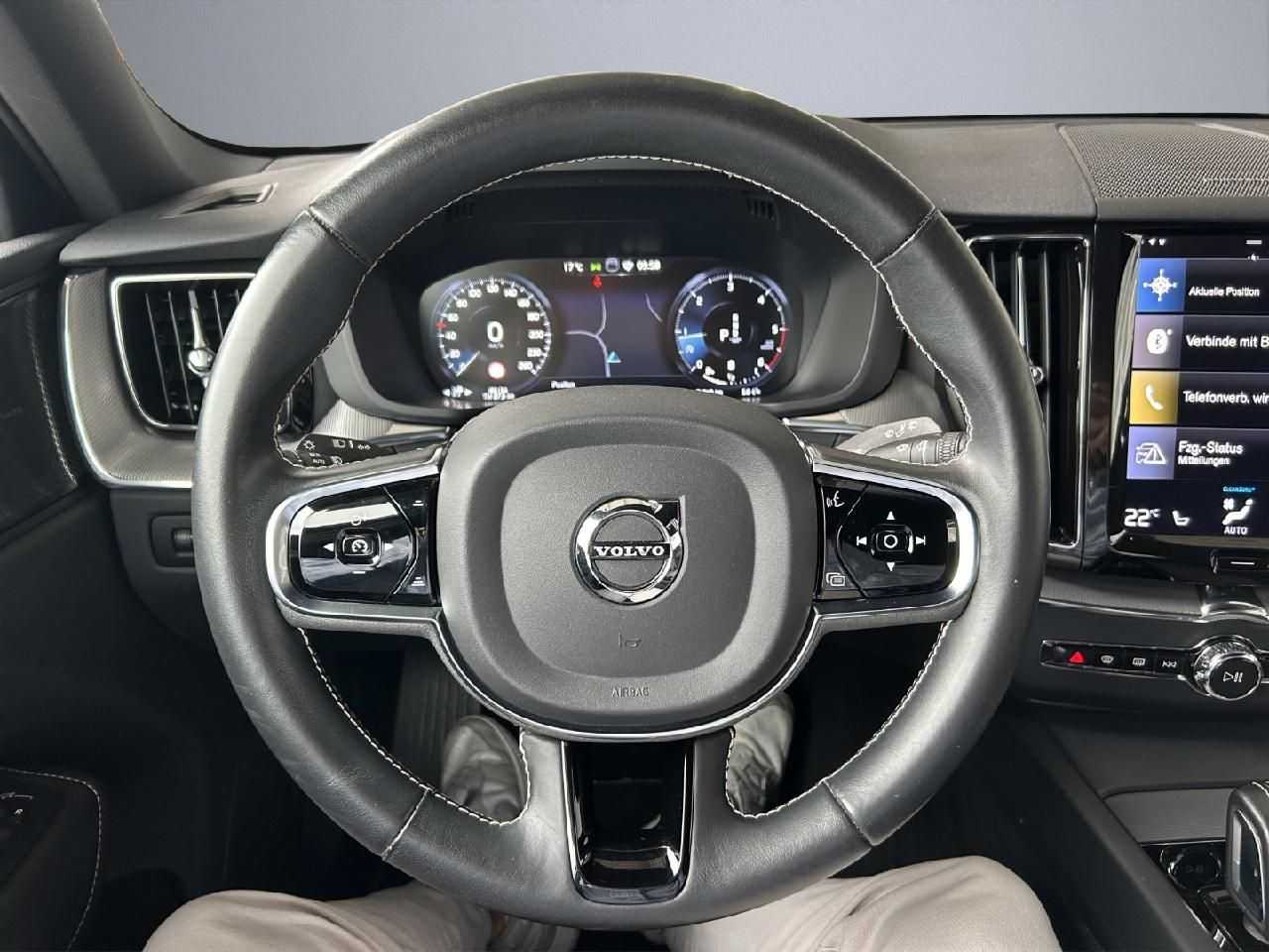Volvo  R-Design B5 AWD Geartronic Xenium-Paket