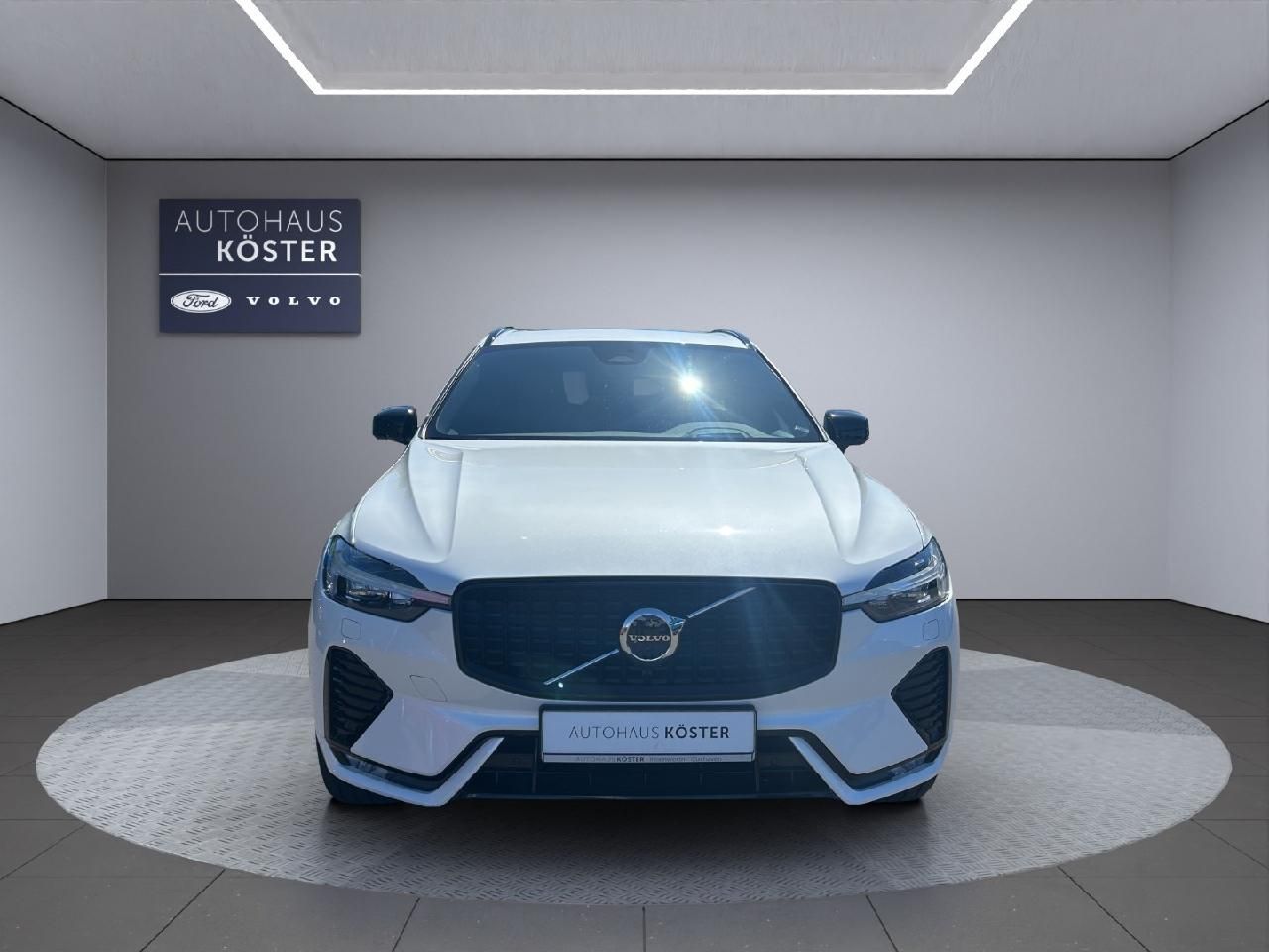 Volvo  Ultimate Dark AWD * AHK * 360 Grad Kamera