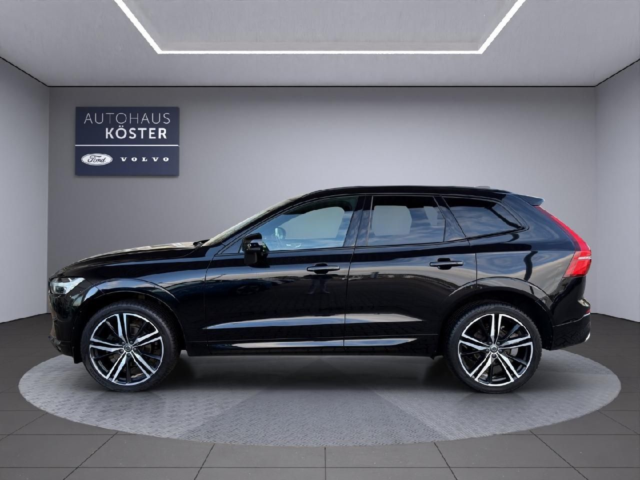 Volvo  R Design 2WD *AHK* Licht Paket* Standheizun