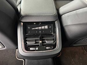Volvo  R-Design B5 AWD Geartronic Xenium-Paket