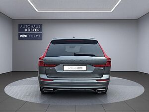 Volvo  R Design 2WD