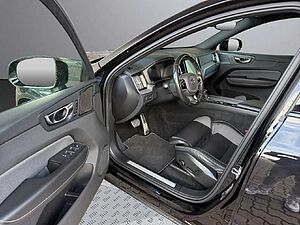 Volvo  R Design 2WD *AHK* Licht Paket* Standheizun