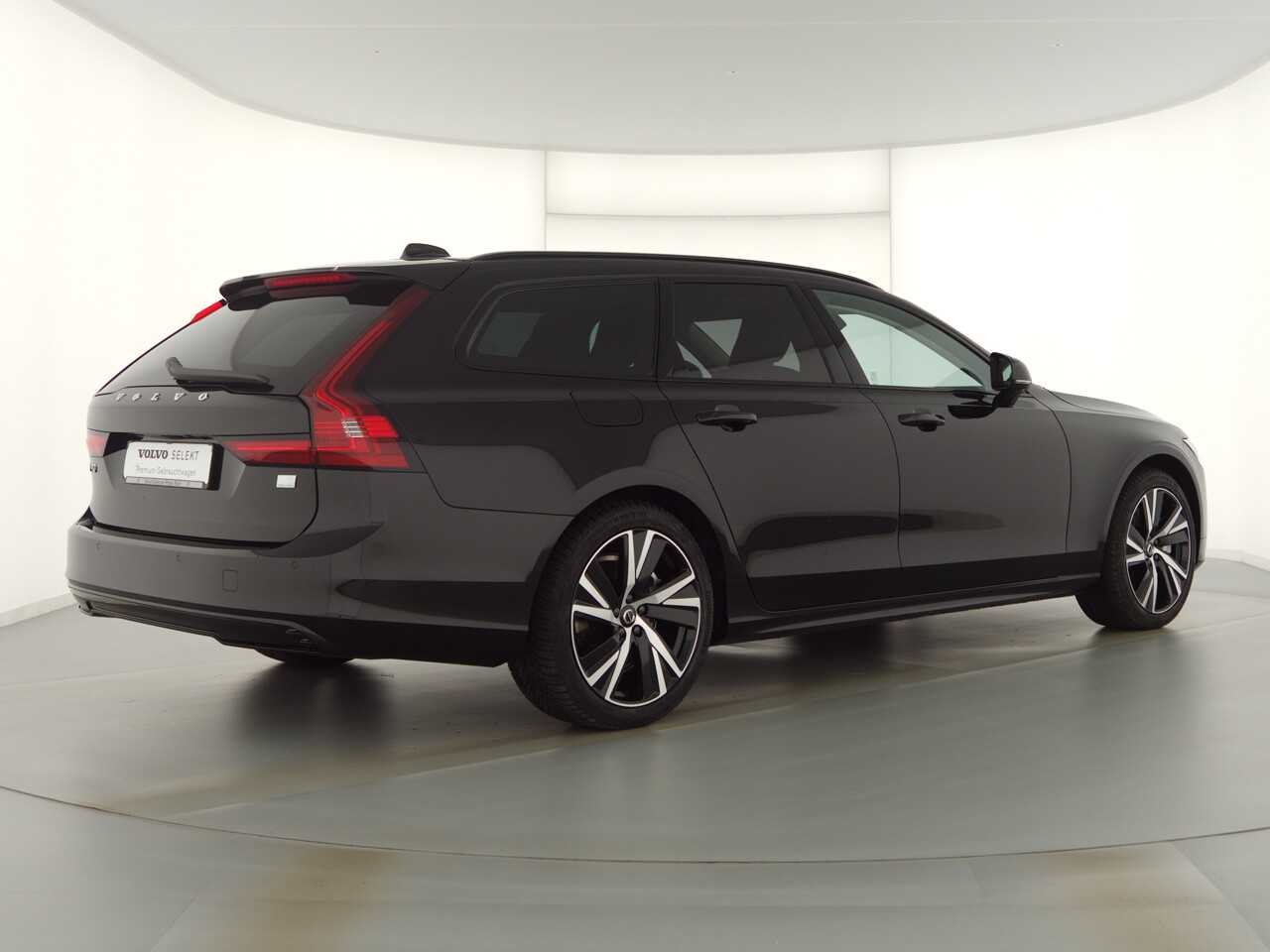 Volvo  V90 Recharge Plus, T6 AWD Plug-in Hybrid, Elektrisch/Benzin, Dark