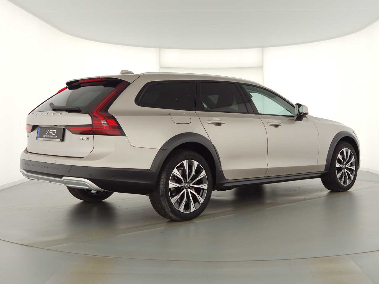 Volvo  V90 Cross Country Cross Country Ultimate, B5 AWD Mild-Hybrid, Diesel