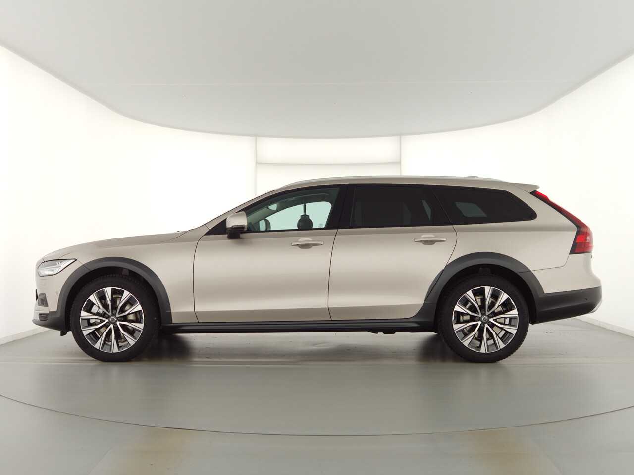 Volvo  V90 Cross Country Cross Country Ultimate, B5 AWD Mild-Hybrid, Diesel