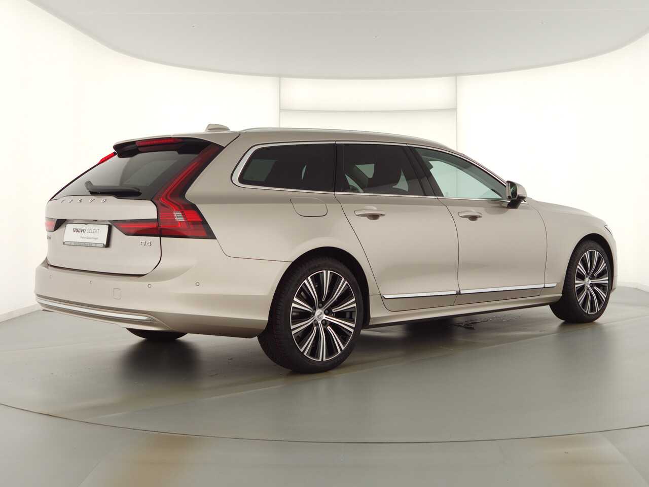 Volvo  V90 Ultimate, B4 Mild-Hybrid, Diesel, Bright