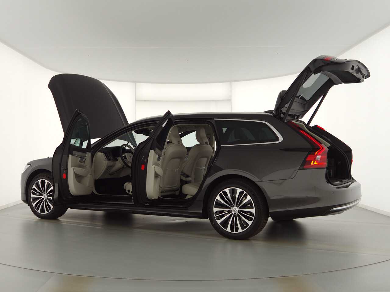 Volvo  V90 Recharge Core, T8 AWD Plug-in Hybrid, Elektrisch/Benzin, Bright