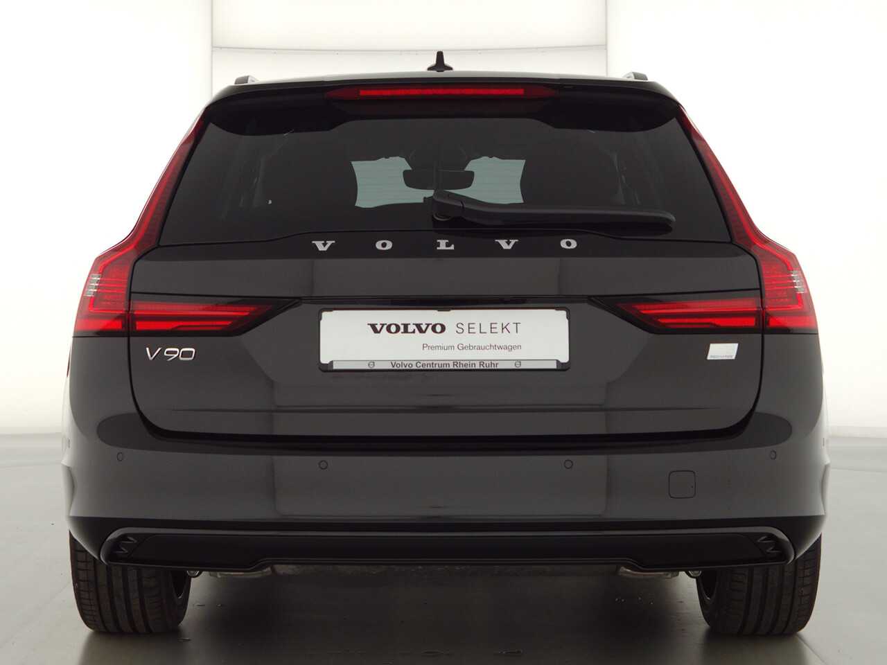 Volvo  V90 Recharge Plus, T8 AWD Plug-in Hybrid, Elektrisch/Benzin, Dark