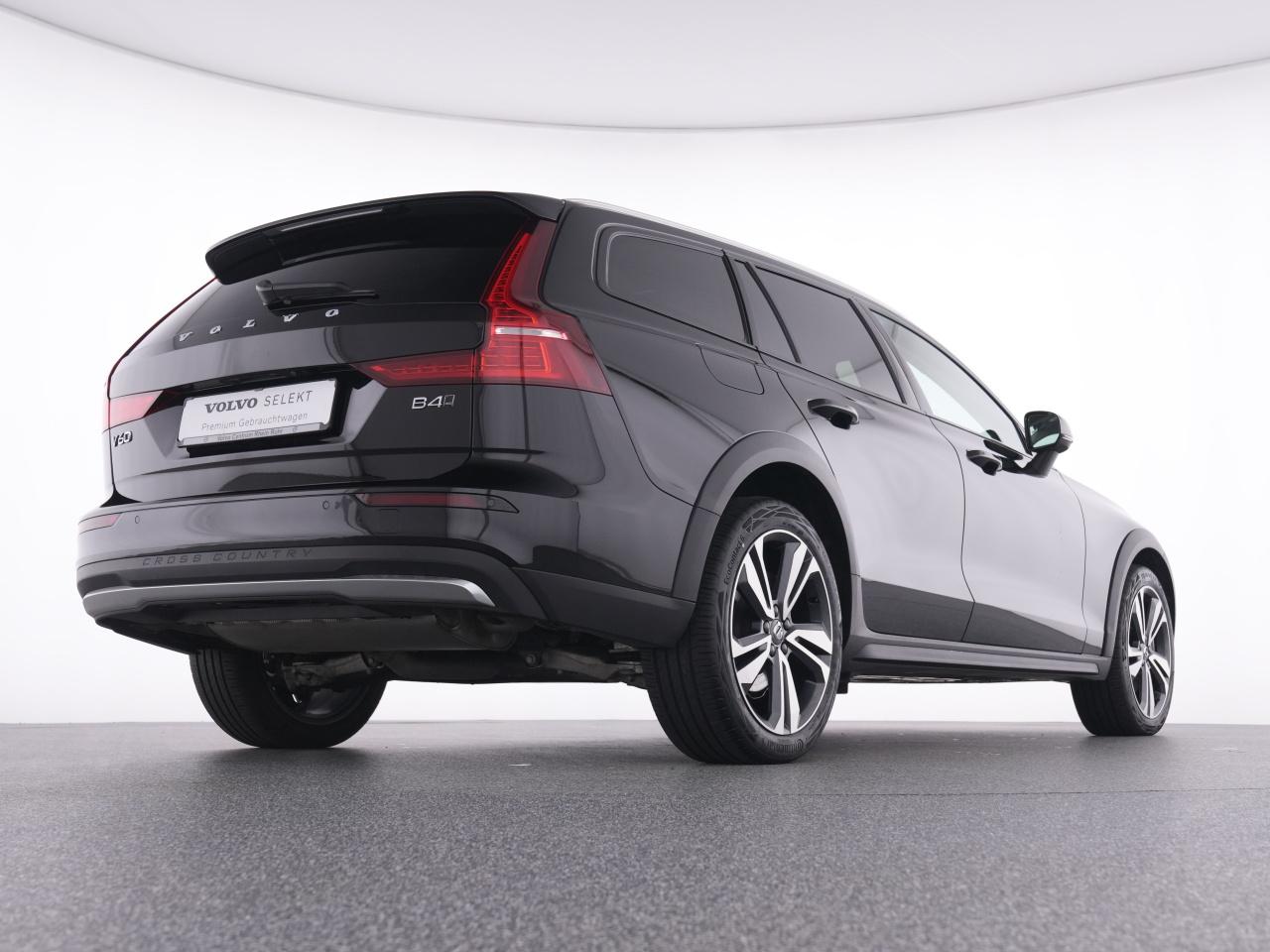 Volvo  CC