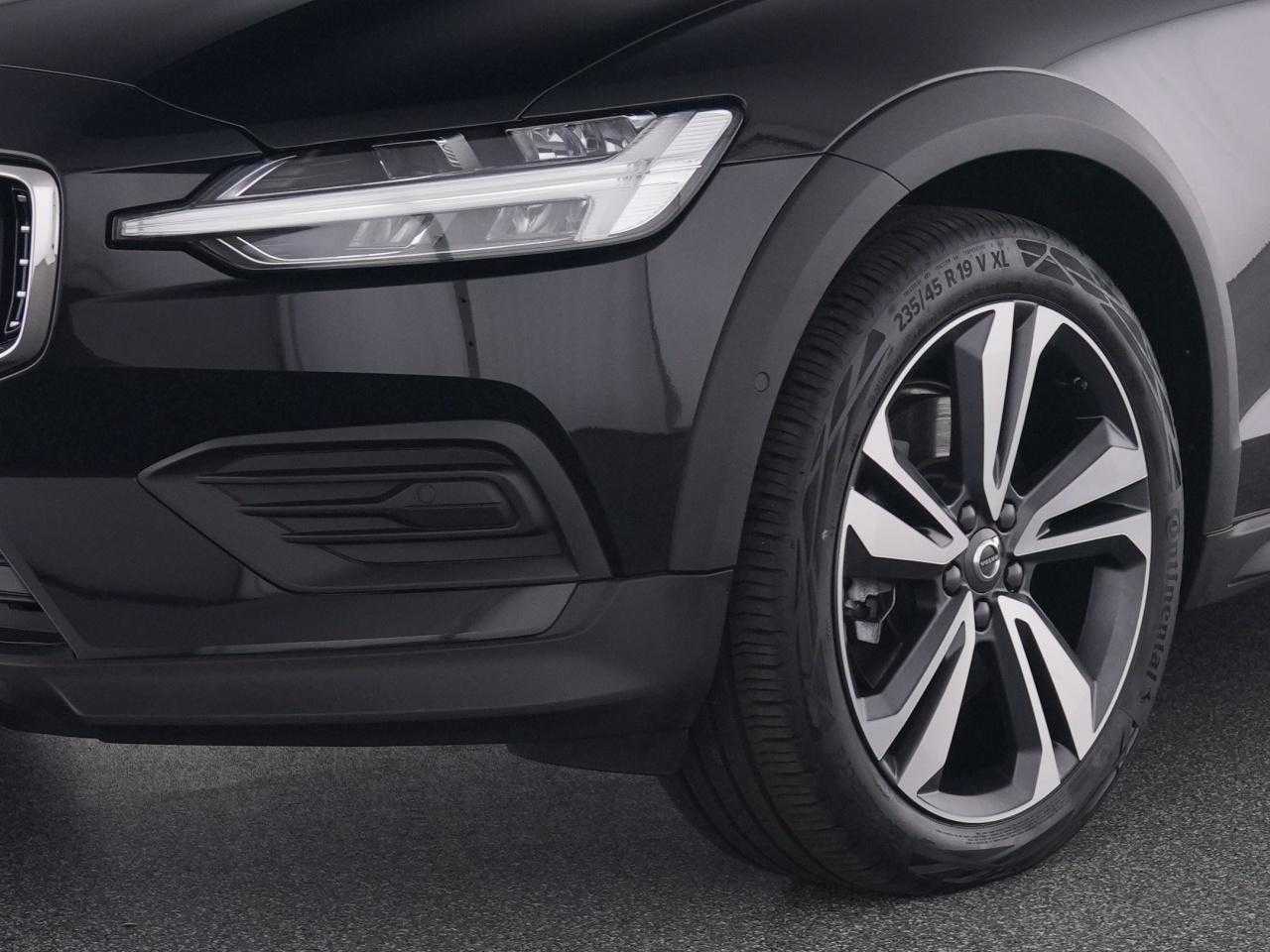 Volvo  CC